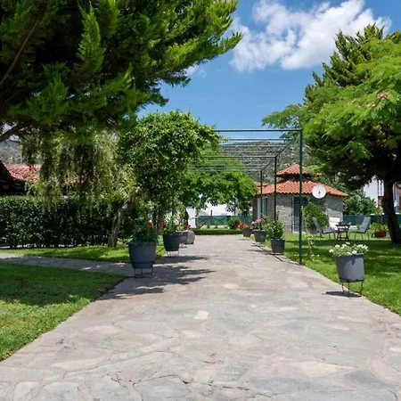 Nuestro Jardin Villa *