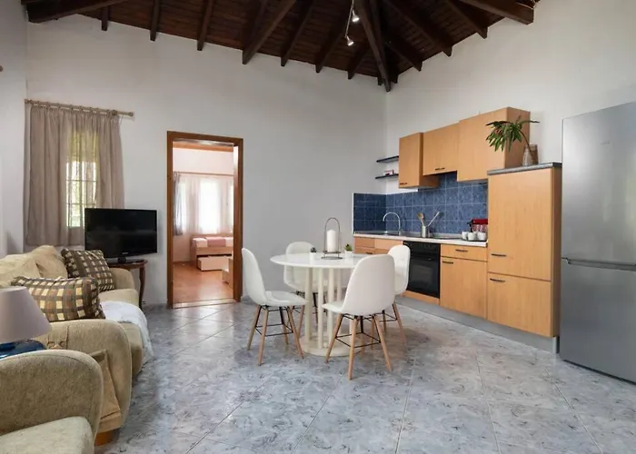 Nuestro Jardin Villa *