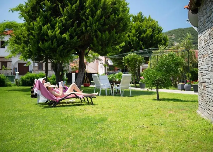 Nuestro Jardin Villa *