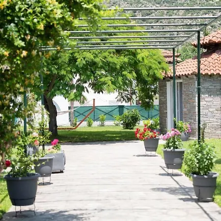 Nuestro Jardin Villa *